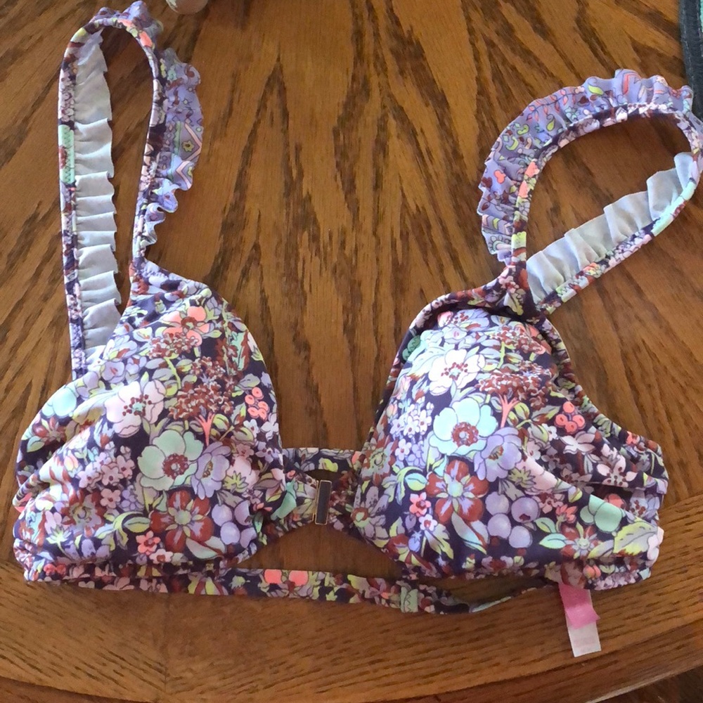 Victoria’s Secret Bathing Suit Top